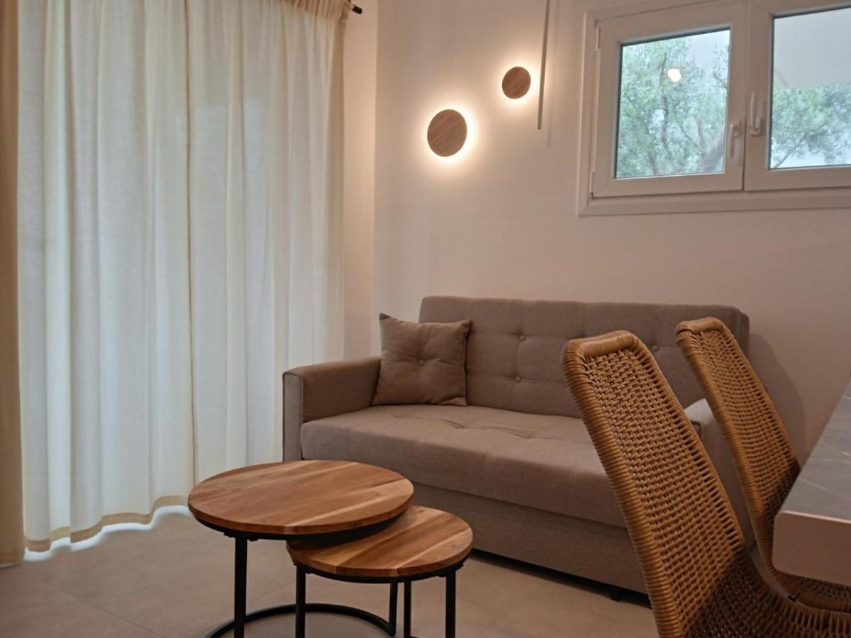 Q Luxury Rooms Paleros Extérieur photo